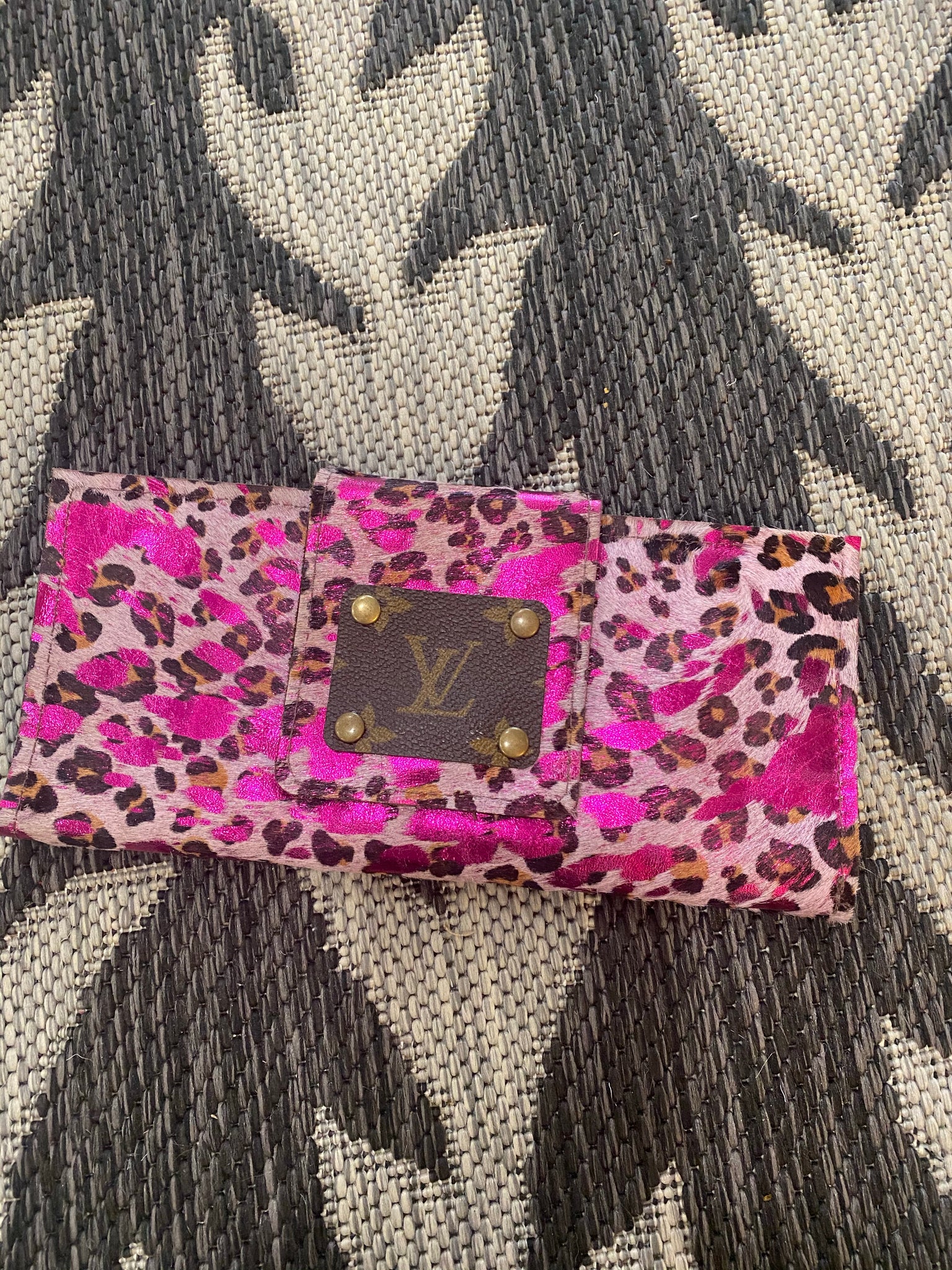 Keep it Gypsy Women's Flora Leopard Print Cowhide Wallet