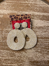 Load image into Gallery viewer, The Longbow Beaded Earring
