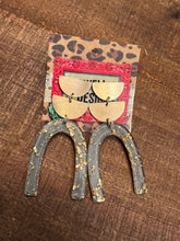 Load image into Gallery viewer, Speckled Earring
