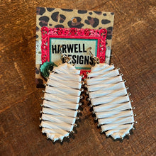 Load image into Gallery viewer, The Raffia Earring
