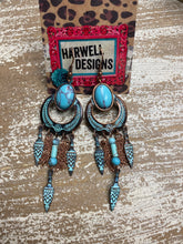 Load image into Gallery viewer, Misc Teal Earrings
