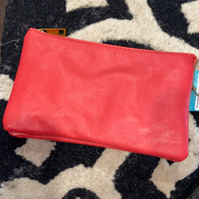 Load image into Gallery viewer, Smooth Crossbody/Wristlet
