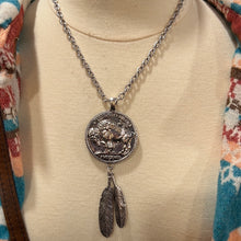 Load image into Gallery viewer, Reverse Sides Necklace
