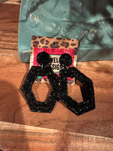 Load image into Gallery viewer, The Seed Bead Earring
