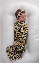 Load image into Gallery viewer, Gigi and Max Swaddles
