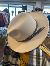 Load image into Gallery viewer, Panama Style Hat
