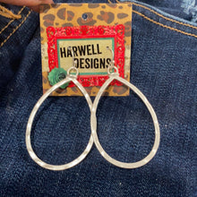 Load image into Gallery viewer, Misc Hoop Style Earring

