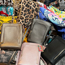 Load image into Gallery viewer, The Lauren Purse
